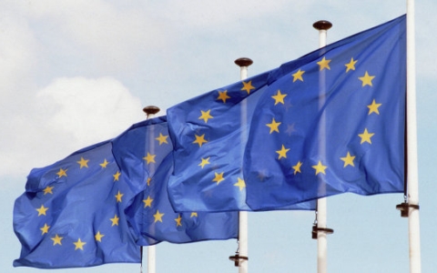 อียูใช้ข้อกำหนดใหม่เกี่ยวกับการล็อบบี้